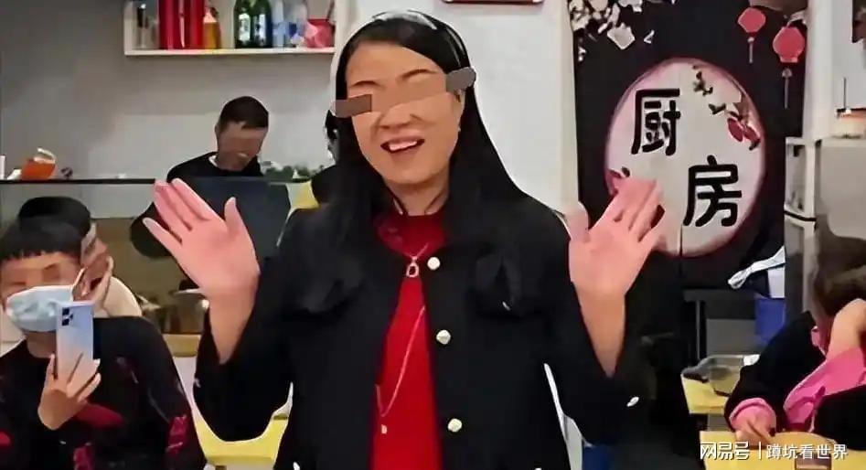 开云体育手机版-无才无德、装疯卖傻、一肚子草包，是谁捧红了这些跳梁小丑？