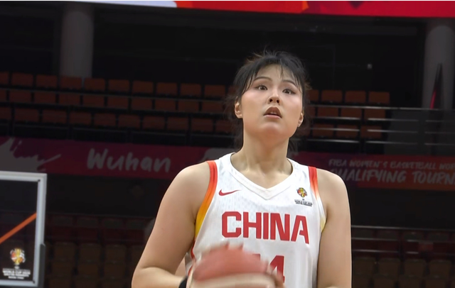 开云体育手机版-世预赛第1场:中国女篮半场领先马里队6分!韩旭9分,杨舒予9分